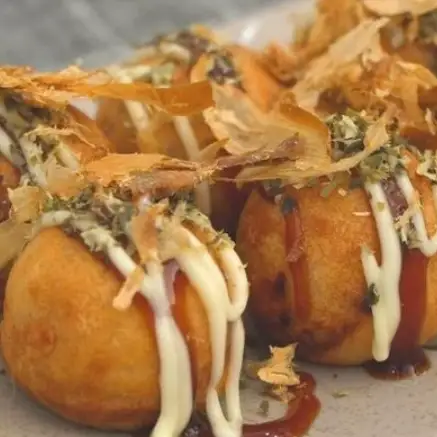 Hình ảnh Takoyaki & Bánh Trứng Gà Non - Đường Số 44