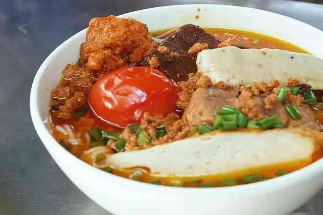 Bún riêu cua chả - 60.000 ₫ tại  Bún Riêu Số 1 -  Lê Văn Miến