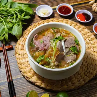 Phở đặc biệt - 93.000 ₫ tại Phở Hiền - Lê Quang Định