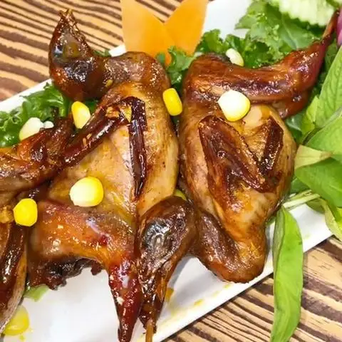 Hình ảnh Chim Cút Chiên Bơ - Minh Phụng