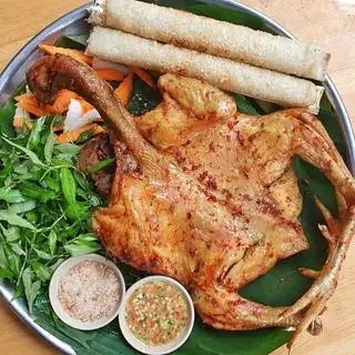 Hình ảnh Combo gà nướng muối ớt cơm lam