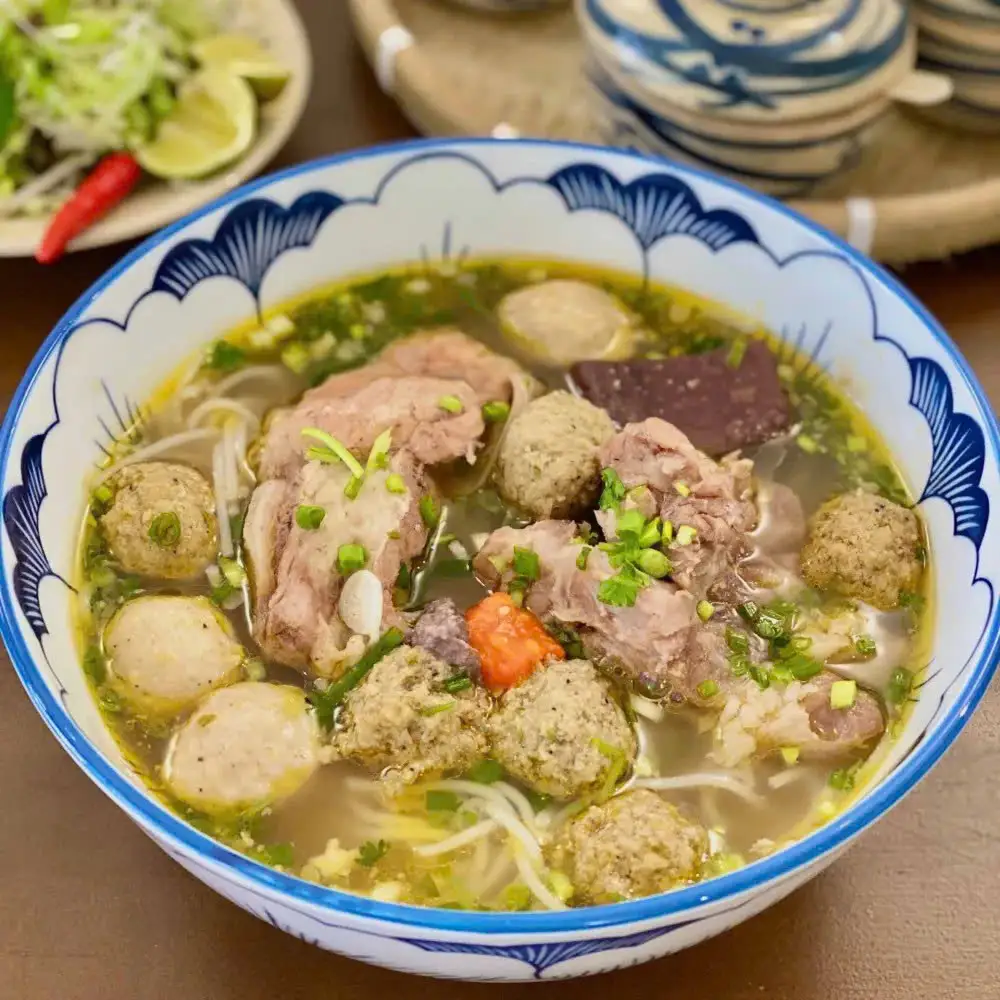 Hình ảnh Bún riêu tô đặc biệt