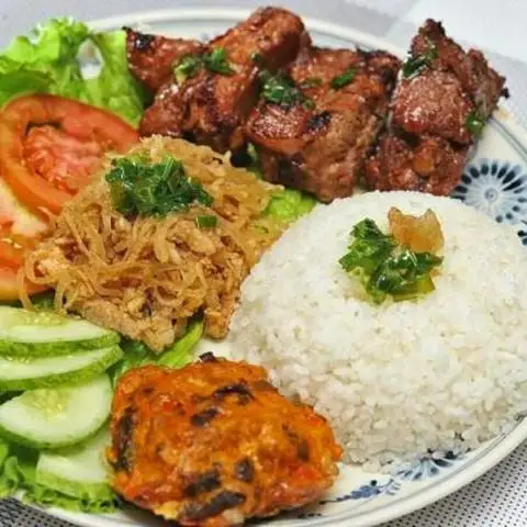 Thành Hậu Quán - Cơm Văn Phòng - Chung Cư Ngô Gia Tự - Cơm/Cơm tấm gần bạn