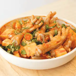 Hình ảnh Chân gà sốt Thái - lớn