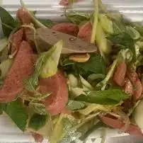 Hình ảnh Tré trộn Nem chua