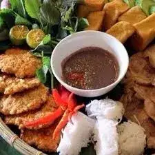 Bún đậu chả cốm nem chua - 53.000 ₫ tại Bún Đậu Mắm Tôm A5 - Nguyễn Thị Xiếu