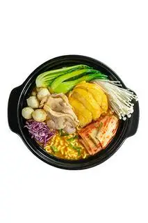 Hình ảnh Mì Soyum heo gà