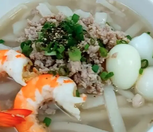 Bánh canh - 55.000 ₫ tại Hủ Tiếu Nam Vang Hồng Thắm - Đường Số 15