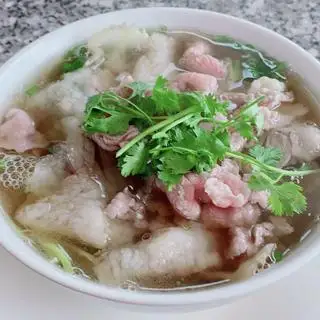 Hình ảnh Phở tái gầu