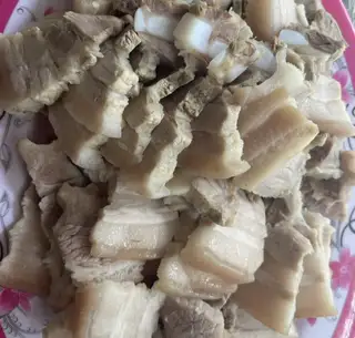 Hình ảnh Thịt luộc cà pháo mắm tôm