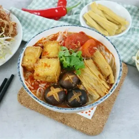 Quán Chay Trung Thanh - Ngô Tất Tố - Món chay gần bạn