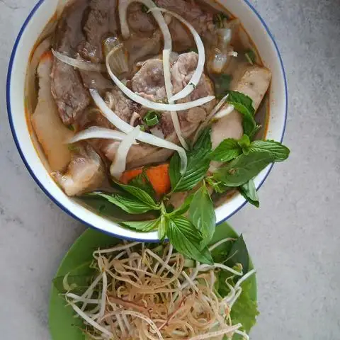 Hình ảnh BÚN BÒ ĐÔNG BA - Quách Điêu