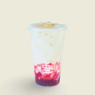Sữa Chua Dâu (M) - 79.000 ₫ tại Coffee & Bánh Mì Đong Đầy - Dương Bá Trạc