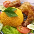 Cơm gà sốt măm tỏi  - 50.000 ₫ tại A Hồng - Cơm Gà Xối Mỡ - Phú Định