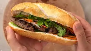 Bánh mì thịt nướng size vừa - 36.000 ₫ tại Bánh Mì Thịt Nướng Hiền Tâm - Nguyễn Hữu Thọ