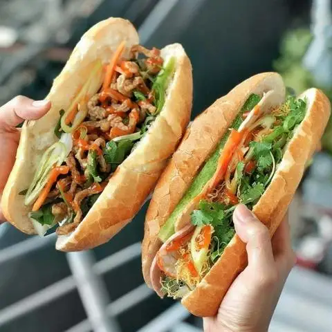 Bánh Mì Thịt Nướng Dòn Dòn - Bánh Mì Chả Cá & Sữa Bắp - Đường 12 - Bánh Mì/Xôi gần bạn