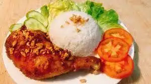 Gà chiên nước mắm - 45.000 ₫ tại Cơm Thanh Lan - Nguyễn Thị Minh Khai