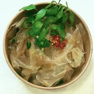 Bánh tráng trộn - muối chay - 33.000 ₫ tại Tiệm Nhỏ Chin Chin - Trà Sữa & Bánh Tráng Trộn - Sư Vạn Hạnh