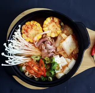 Hình ảnh Mỳ cay kim chi ba chỉ bò - trà tắc