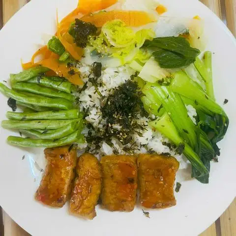 Cơm Chay Văn Phòng - Tuệ Đăng Quang - Trần Quang Diệu - Món chay gần bạn