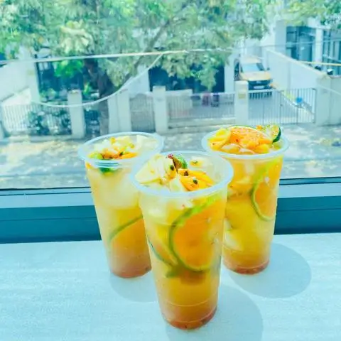 Hình ảnh Nắng Xin Chào - Bánh Mỳ & Trà Hoa Quả - LK15
