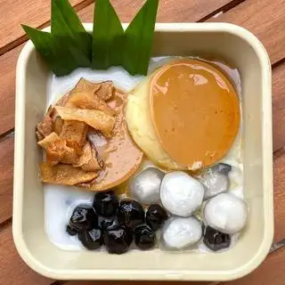 2 flan trân châu đường đen - trân châu dừa - cốt dừa - dừa sấy - 28.000 ₫ tại Tàu Hũ Xuyên Thời Gian - Cách Mạng Tháng Tám