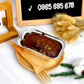 Bánh bông lan chuối đen - nhỏ - 25.000 ₫ tại Bánh Kem Phương Loan Quận 1 - Cống Quỳnh