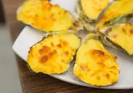 Hàu nướng phô mai - 47.000 ₫ tại Ốc Vila 20K - Lê Văn Lương