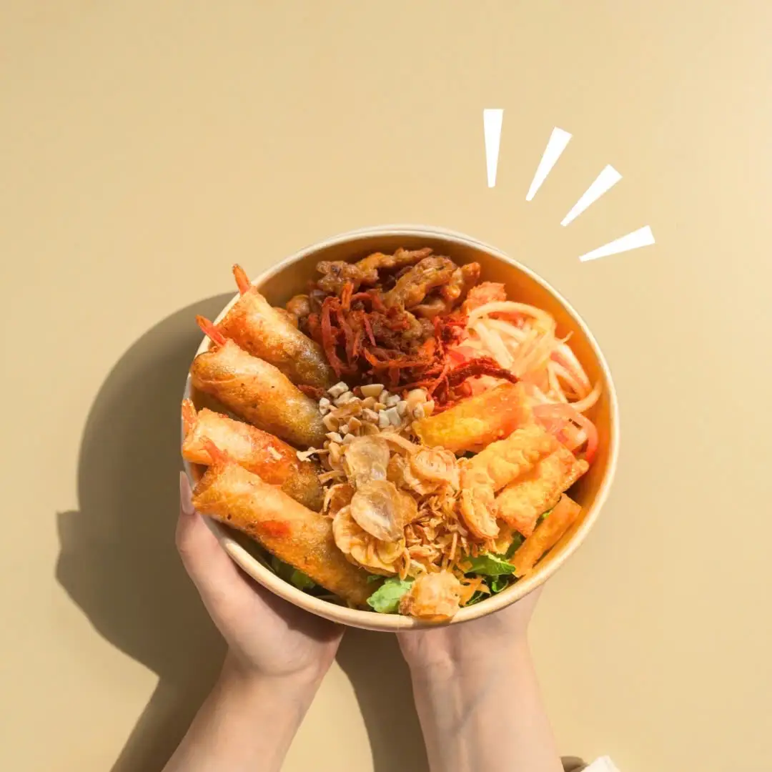 Hình ảnh Bún trộn ram tôm- thịt nướng 