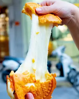 Bánh đồng xu phô mai kéo sợi - miếng phô mai lớn - 49.000 ₫ tại Bánh Gà Con Chichiko - Bánh Nướng Gà Con Hàn Quốc - Co.opmart Cống Quỳnh