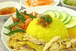 Cơm gỏi gà xé - 55.000 ₫ tại Gà Ta Tam Kỳ - Cơm Gà & Cháo Gà - Huỳnh Đình Hai