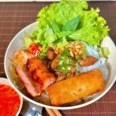 Bún Thịt Nướng Khéo Ăn - Phan Bội Châu - Bún/Phở/Mỳ/Cháo gần bạn