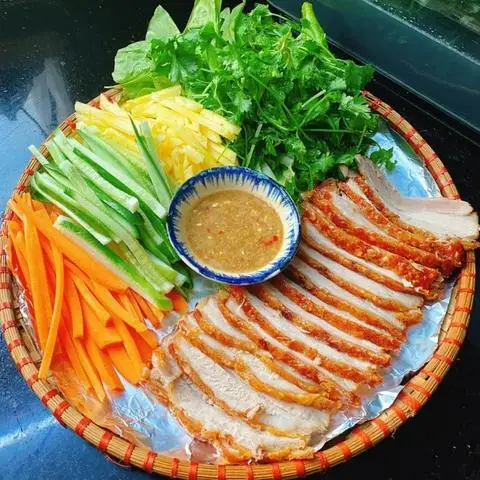 Hình ảnh Trạm Đêm - Lạc Long Quân