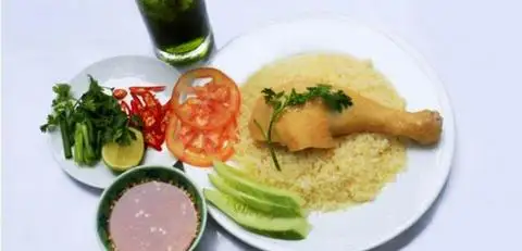 Cơm Gà Hải Nam Kiểu Singapore - Calmette	 - Cơm/Cơm tấm gần bạn