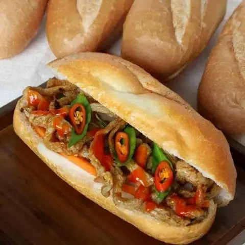 Hình ảnh Tiệm Nhà Sâu - Bánh Mì Chả Cá Má Hải & Sữa Gấu - Trần Hưng Đạo
