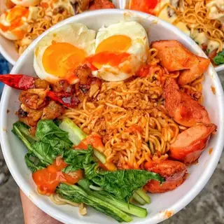 Hình ảnh Mì trộn thập cẩm