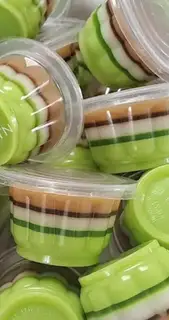 Rau câu bánh flan - 10.000 ₫ tại Quán Ăn Vặt Cậu Út - Đoàn Văn Bơ