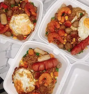 Hình ảnh Mì trộn đặc biệt