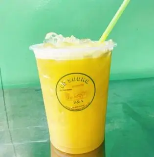 Nước mía nguyên chất - 20.000 ₫ tại Cô Sương P&A - Bánh Canh Giò Heo & Bánh Crepe - Nguyễn Đình Chiểu
