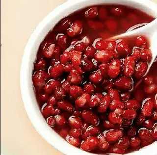 Chè đậu đỏ - 27.000 ₫ tại Chè Hà Trâm - Xóm Chiếu