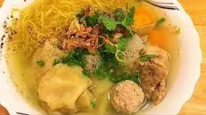 Mì hoành thánh bò viên  - 75.000 ₫ tại Tiệm Mì Thạnh Ký - Mì & Hoành Thánh - Nguyễn Văn Lượng