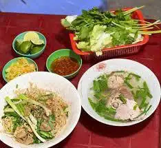 Hủ tiếu khô - 65.000 ₫ tại Hủ Tiếu Đêm - Bùi Đình Túy