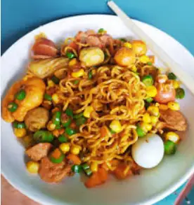 Hình ảnh Mì trộn thập cẩm nhiều mì