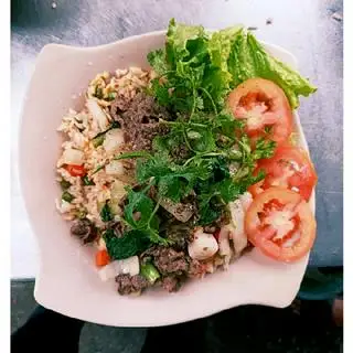 Cơm bò xào cải - 55.000 ₫ tại Bột Chiên 112 - Hàm Nghi