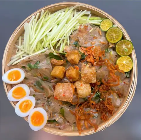 Hình ảnh Bánh Tráng Trộn Cô 8 - Đường Số 2