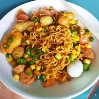 Hình ảnh Mì trộn thập cẩm