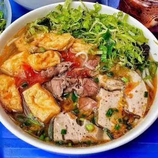 Bún riêu đặc biệt thập cẩm - 99.000 ₫ tại Bún Riêu Dì 8 - Thành Thái