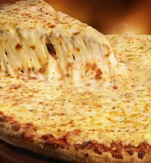Hình ảnh Pizza phomai cao cấp