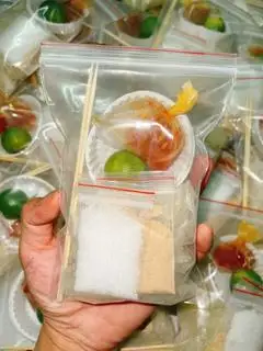 Bánh Tráng Chấm ( 2 trứng cút ) - 20.000 ₫ tại Bánh Tráng Muối A Xìn - Phạm Thế Hiển
