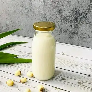 Sữa sen - 20.000 ₫ tại Quán Đồ Chay Cô Tình - Phạm Văn Bạch